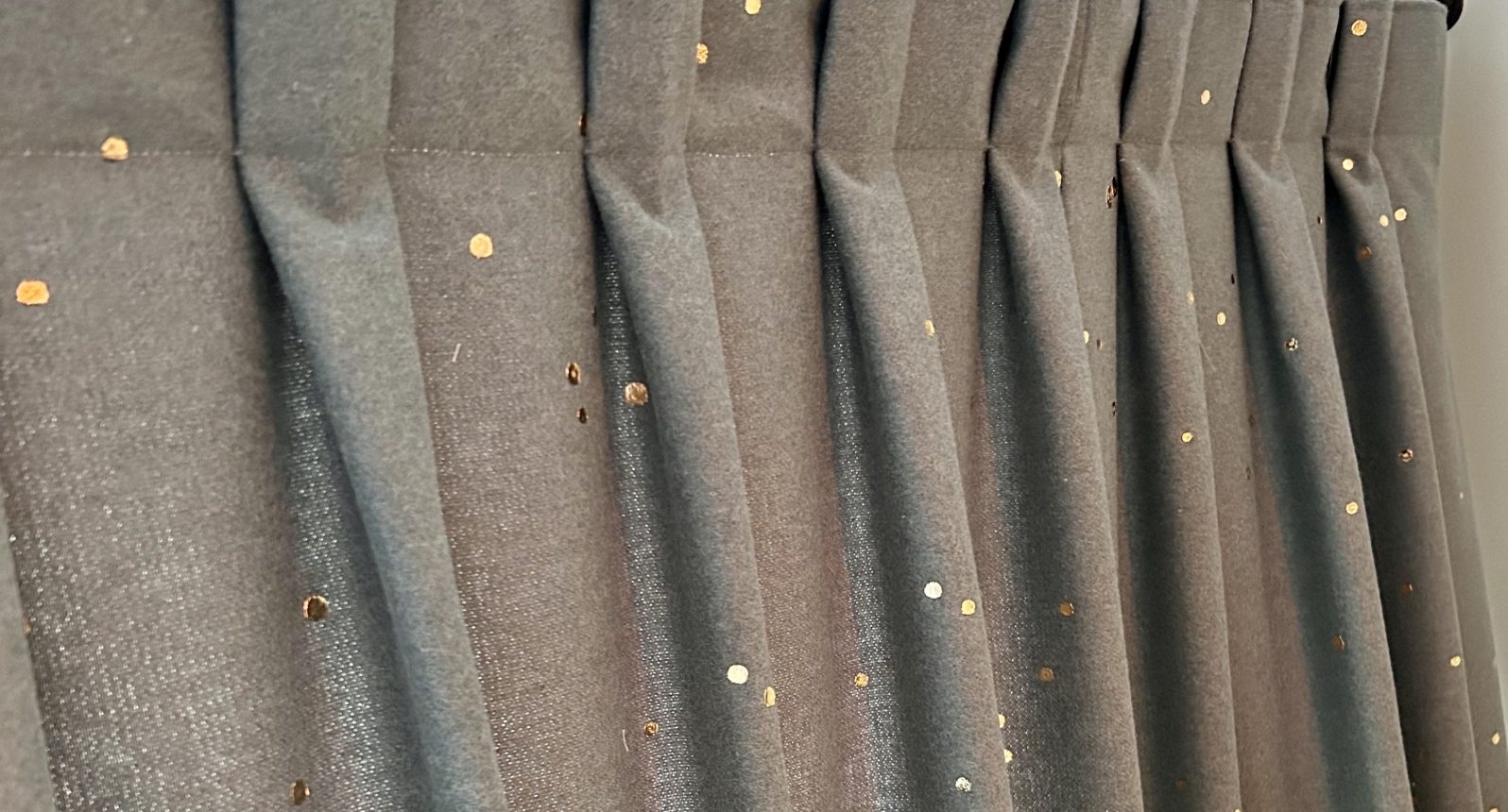 creation-rideaux-sur-mesure